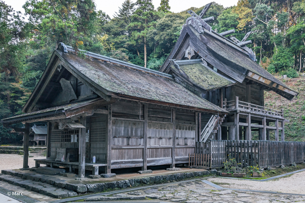 神魂神社の本殿・拝殿